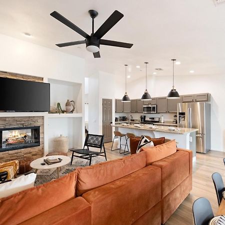 Alana House - Pool, Hot Tub, Bbq, Fire Pit And Walk To Hikes! Home ジョシュア・ツリー エクステリア 写真